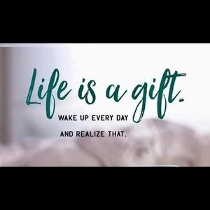 Meet your Posher, Nikki